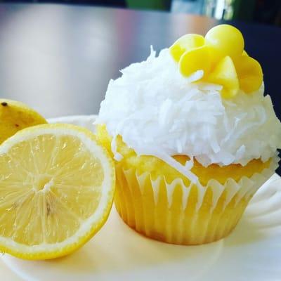 Specialty Delish Cupcake: Lemon Coconut Cream