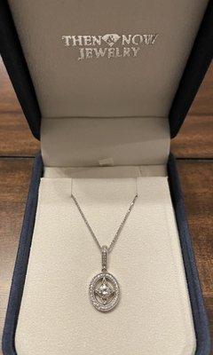 Diamond pendant and chain