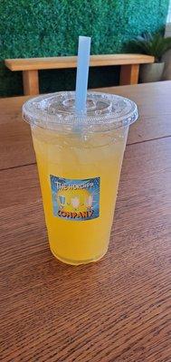 Peach lemonade