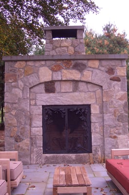 Outdoor fireplace