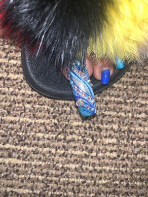 Design toenails