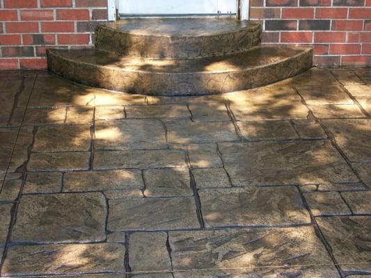 stamped concrete patio by T & H Foundations, st charles mo