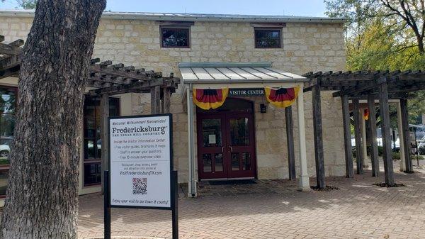 Front entrance of Fredericksburg Visitor Information Center