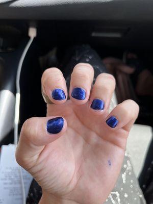 blue manicure