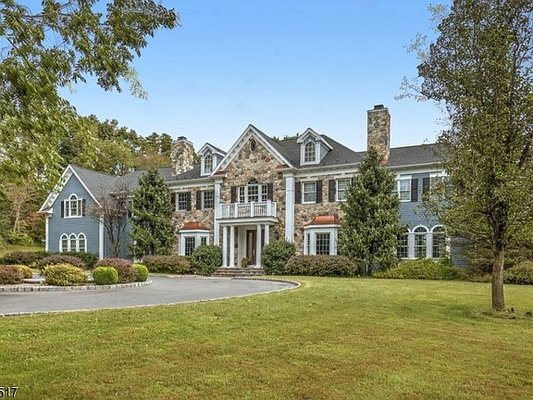 Great house for sale on 10 acres in Far Hills, NJ