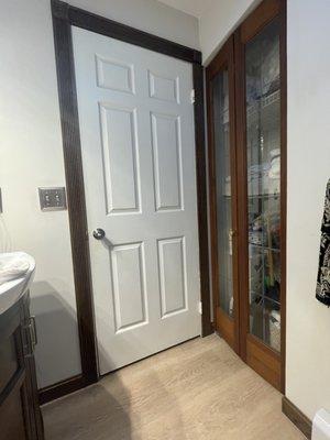 Door molding and closet door hanging