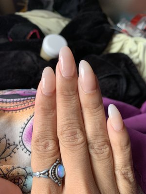 Nails lifting within 5 days of appointment.