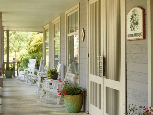 Spa front porch