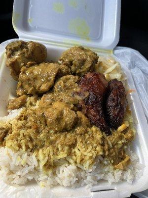 Curry Chicken, white rice, steamed veggies, and plantain. Mini portion.