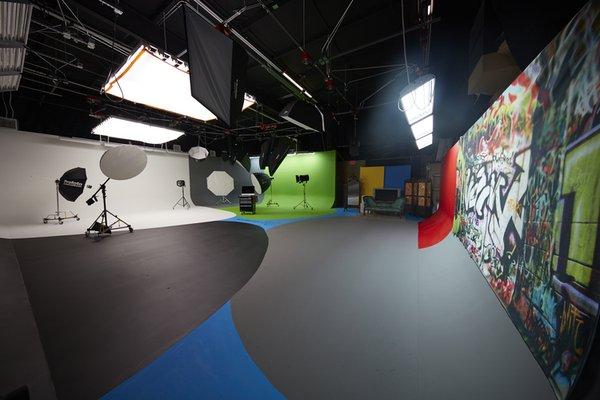 Photography & Video Studio