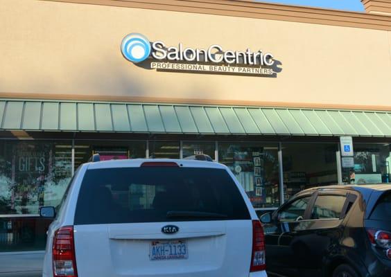 Salon Centric