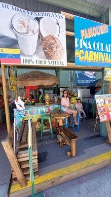 Cocadas Venezolanas (Coconut Smoothie Stand)