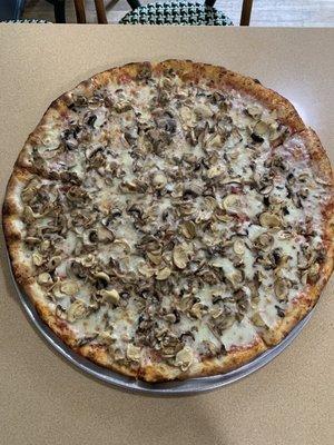 Pizza with mushroom topping