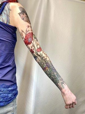 Bird and wildflower sleeve