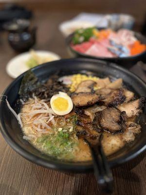 Black garlic ramen