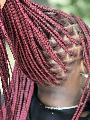 Medium Knotless box braids