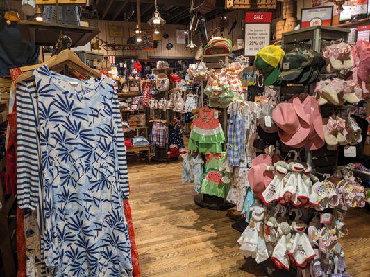 Cracker Barrel Old Country Store, Marietta