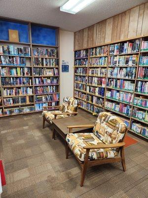 sit-down area & adult fiction books