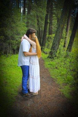 Spring  is a beautiful time of year to photograph Engagement photo's  in Bonner County State Parks.