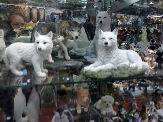 Wolf Statues