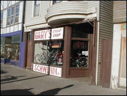 Gary's Bike Shop on Clark Street