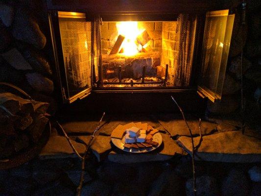 Anniversary Weekend on Lake Superior - S'mores by the Fireplace!