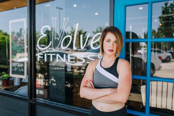 Whether your looking for in studio or at home training, Evolve will teach you the "how's" and the "why's" to a healthy lifestyle.