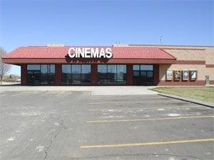 Exterior of North Plains Cinema in Clovis NM