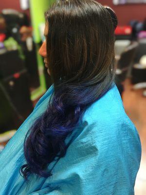 blue color and wave style