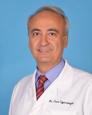 Dr. Tuna Ozyurekoglu