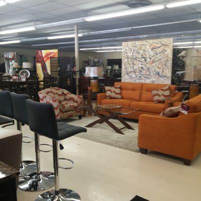 Furniture store daily cleaning.