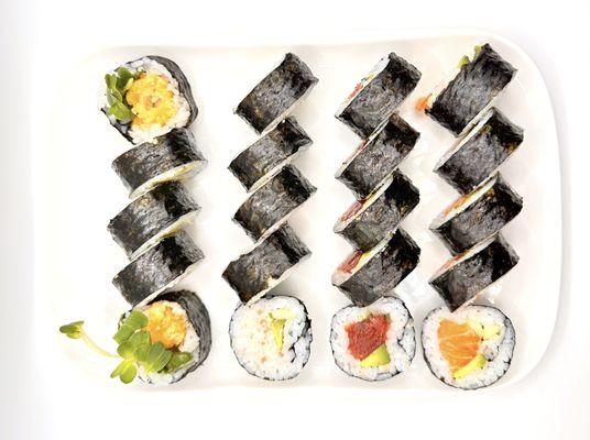 SURFER'S FAVORITE (20 pieces)

20 pieces of Tuna Roll, Salmon Roll, Blue Crabk, Shrimp Tempura