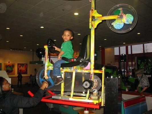 Chuck E.Cheese