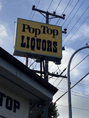 Pop Top Market & Liquors