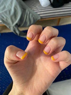 I got no chip and my nails started to chip after one day , other than that I had a good experience