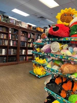 Books n plushies