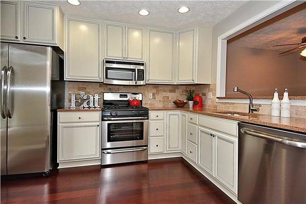 Fantastic Condo For Sale in Reston, VA - $282,500