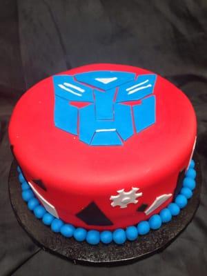 Transformer custom cake