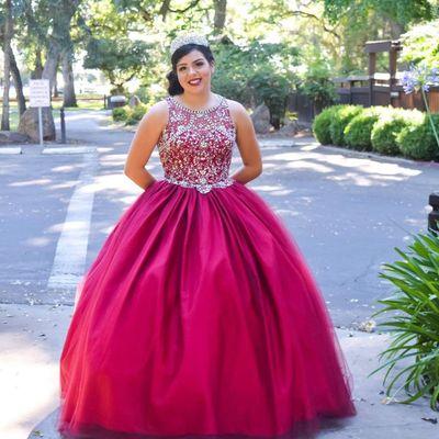 Quinceanera portraits for a beautiful young lady