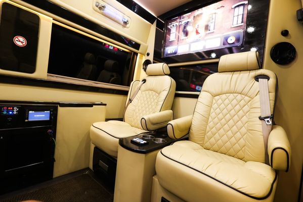 Luxury sprinter