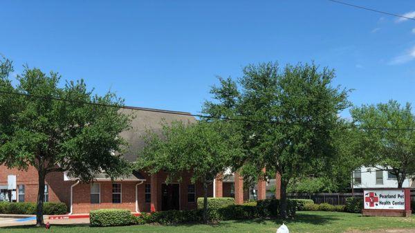 This is the view of the front of the clinic from Hughes Ranch Rd.