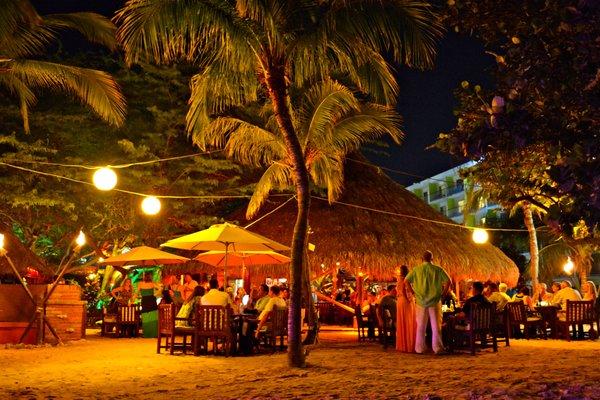 Moomba Beach dining