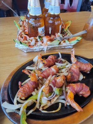 Cerveza preparada and Camarones Empanisados.