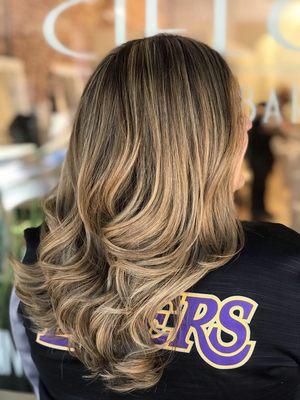 Full highlights * Color