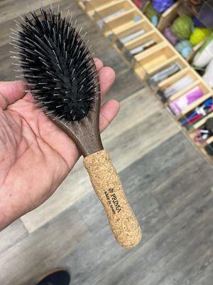 Just bought this brush. It ROCKS!