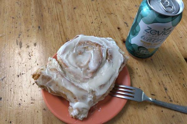 Huge vegan cinnamon roll:$6