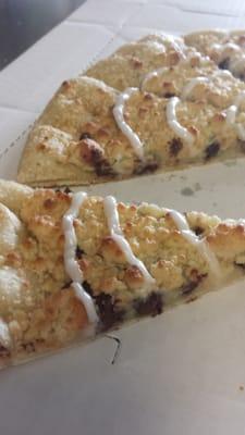 Choc chip pizza