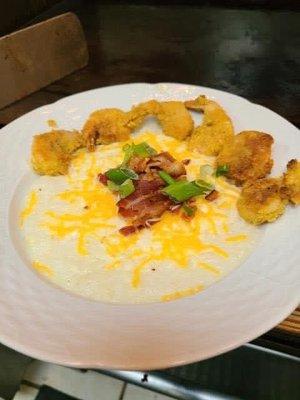 Shrimp and grits special