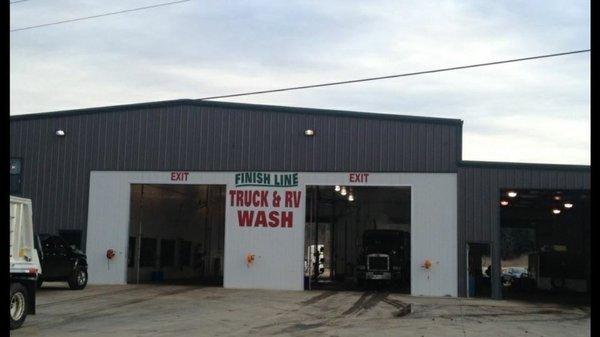 Finish Line Truck & RV Wash