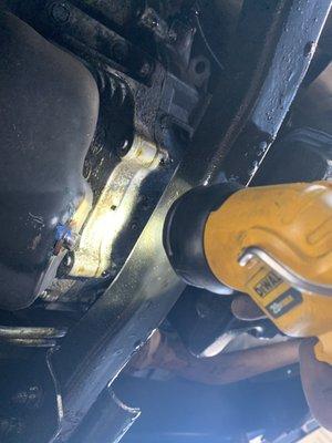 Rear main seal leak